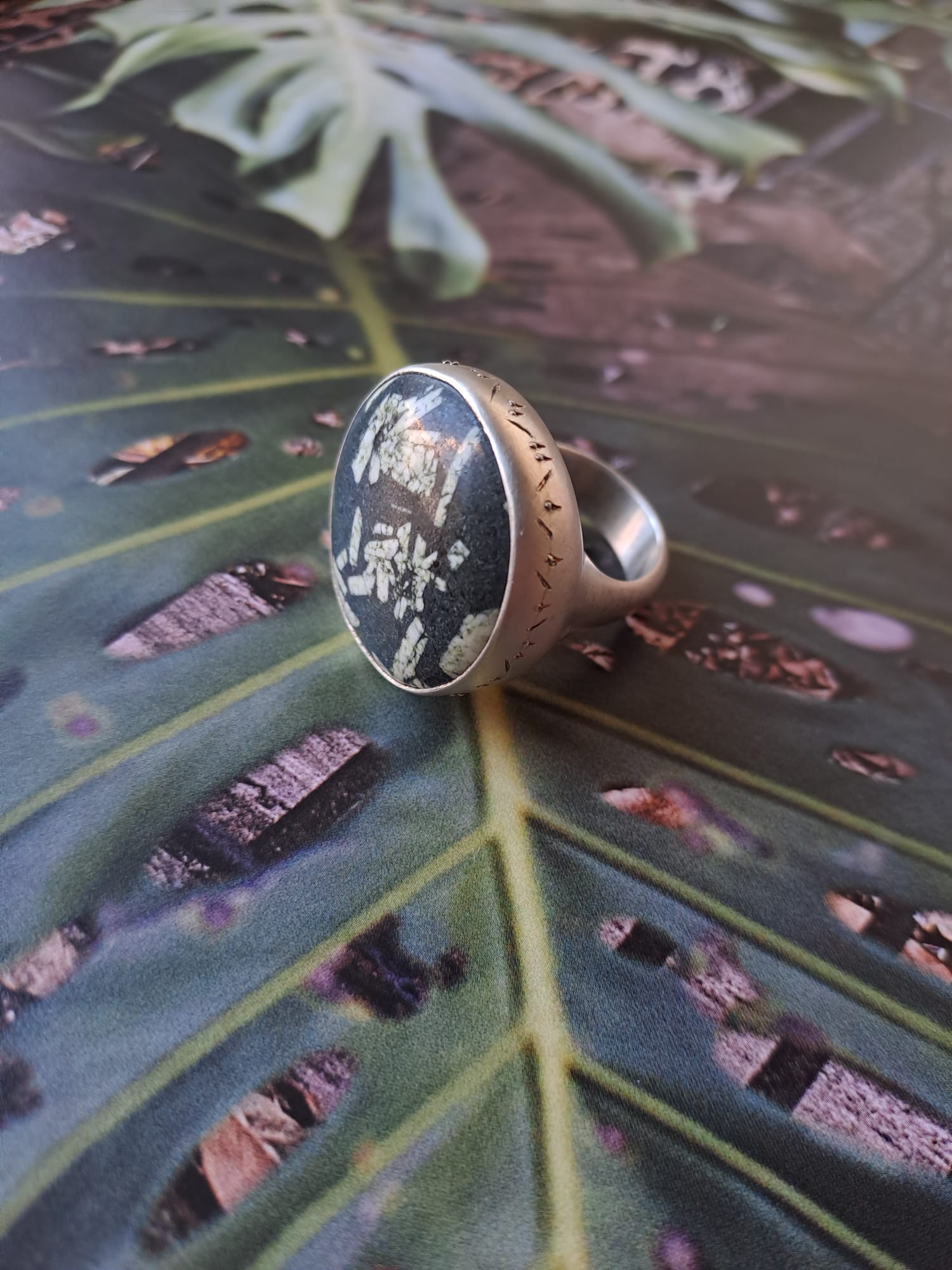 Anillo Maxi con Piedra de la Escritura China - Imagen 2